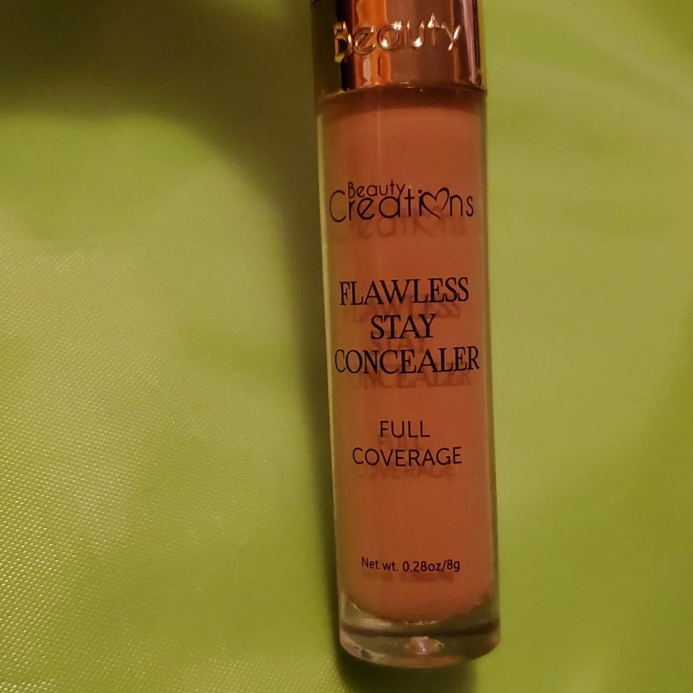 Beauty Creations Flawless Stay Concealer Full Coverage C20
